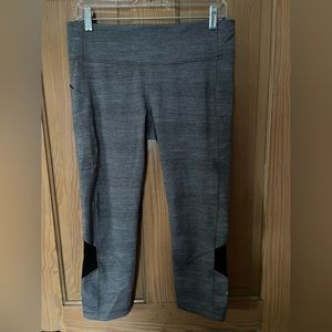 Lululemon Pace Rival Crop Leggings, Size 10, Gray Heathered Black
